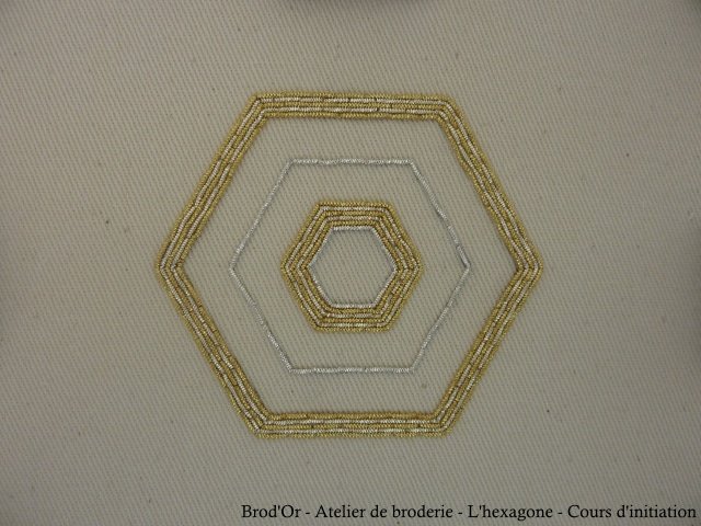 Brod'Or - Atelier de broderie - L'hexagone - Cours d'initiation